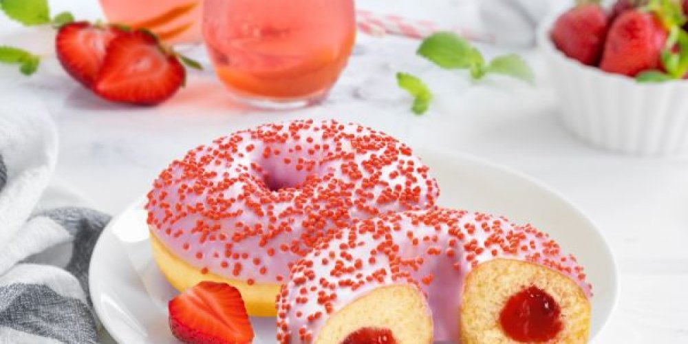 BAKER & BAKER LAUNCHES FILLY STRAWBERRY DOUGHNUT IN UK