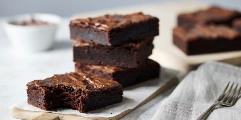 British Bakels’ NEW Fudgy Brownie mix puts a ‘Spring’ into Sweet Treats