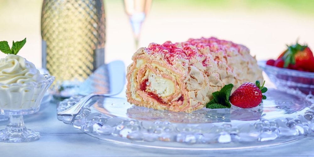 Central Foods unveils new strawberry and prosecco roulade