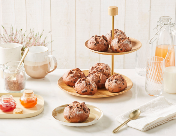 BRIDOR UNVEILS NEW CHOCOLATE BREAD ROLL